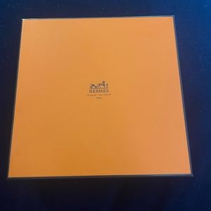 Hermes Box